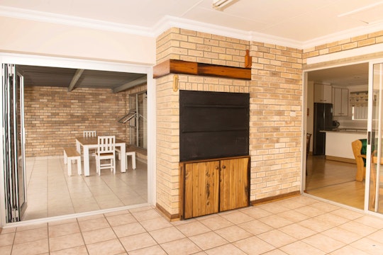 Jeffreys Bay Accommodation at  | Viya