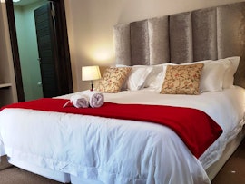 Gqeberha (Port Elizabeth) Accommodation at Summerstrand-Stay Luxury Apartment | Viya