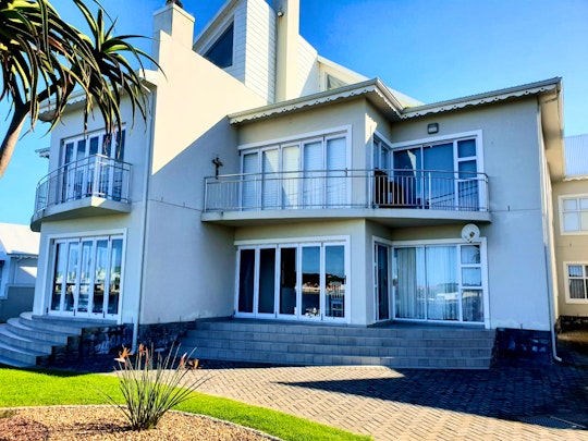 Jeffreys Bay Accommodation at  | Viya