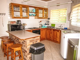 Port Edward Accommodation at Umdeni Beach Cottage | Viya