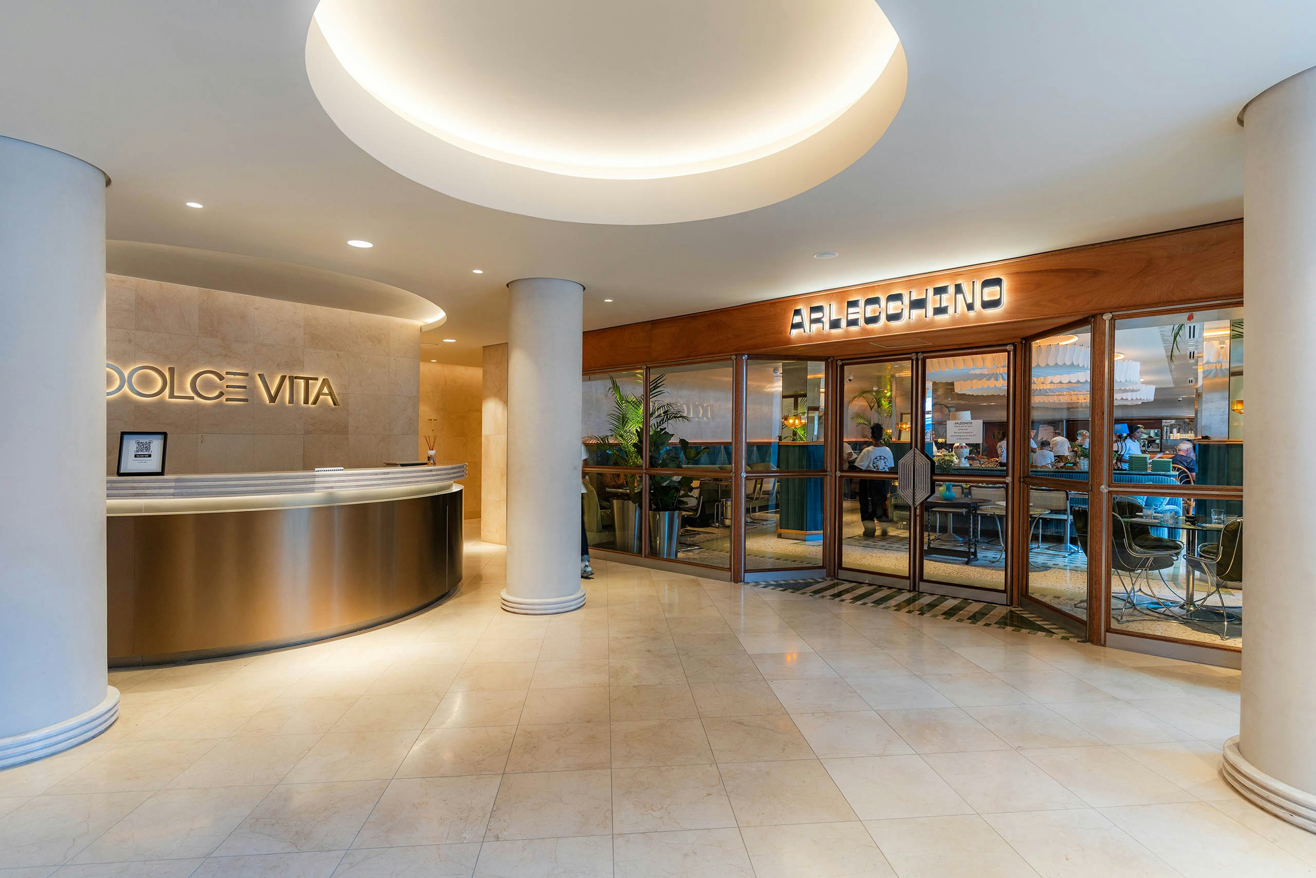Dolce Vita Stylish Sea Point Retreat image no 14 of 15