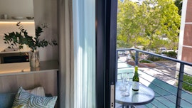 Atlantic Seaboard Accommodation at Sea Point Studi-O-Lishous | Viya