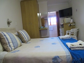 Struisbaai Accommodation at 48 on Main | Viya