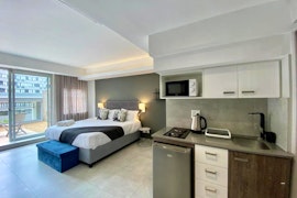 Cape Town Accommodation at Winks 403 | Viya