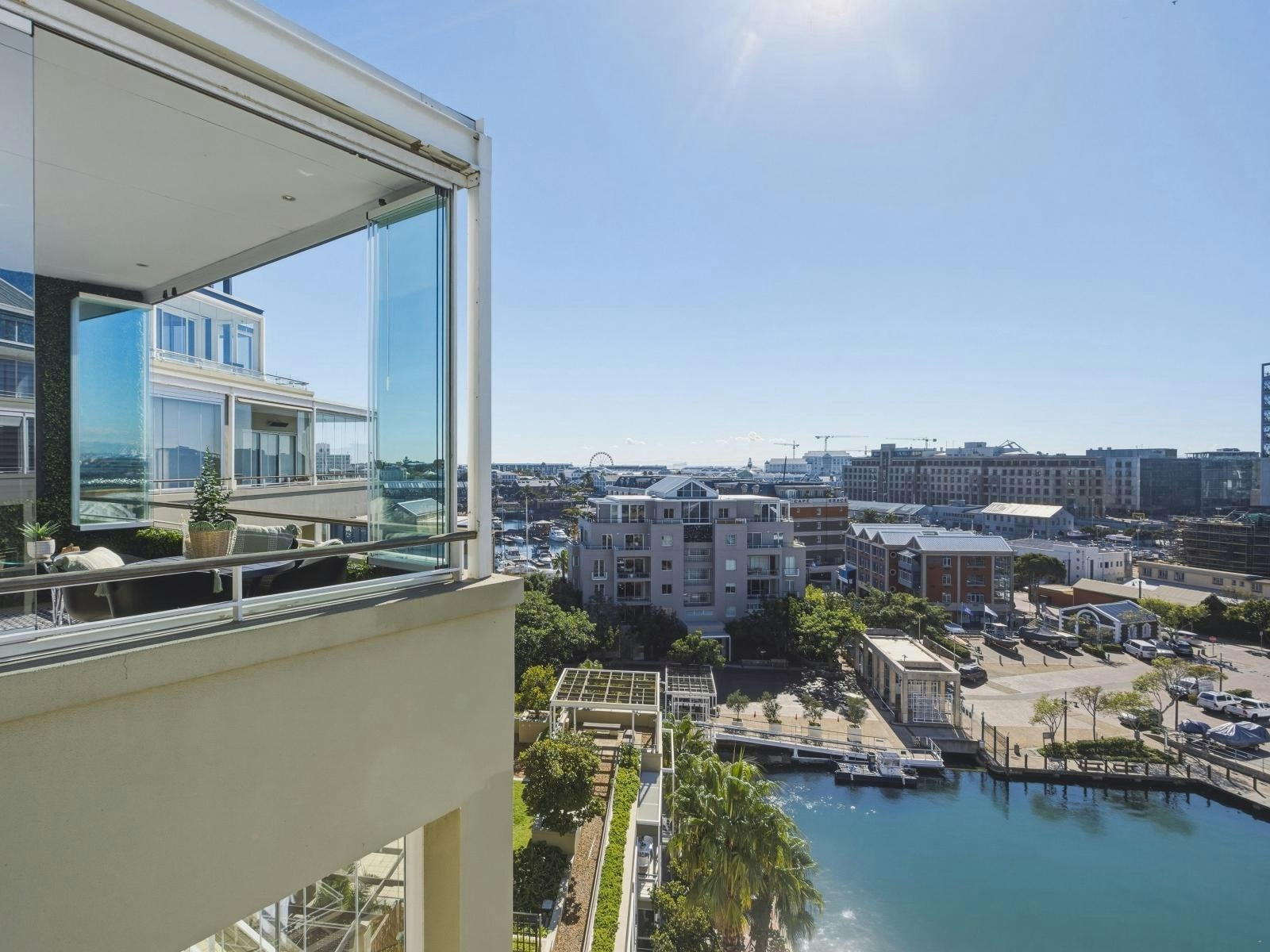 Mountain Marina - One Bedroom Luxury Premier 1 image no 19 of 25