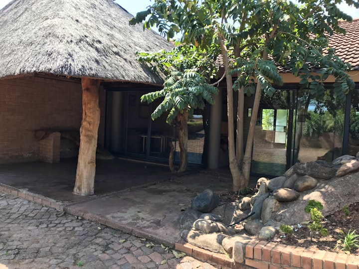 Limpopo Accommodation at The Red Oak Guesthouse | Viya