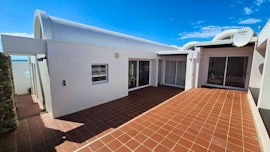 Jeffreys Bay Accommodation at Xanadu | Viya