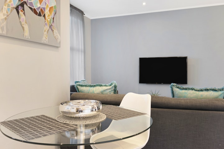 Gauteng Accommodation at The Apex on Smuts - Apartment 607 | Viya