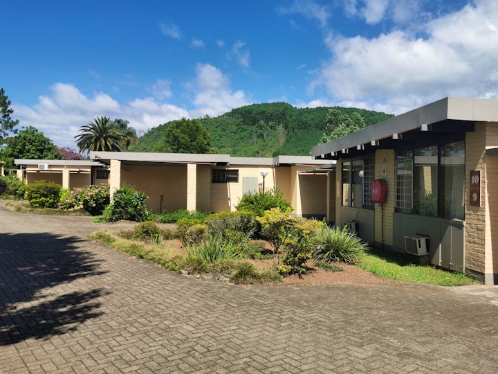 Panorama Route Accommodation at Floreat Riverside Lodge | Viya