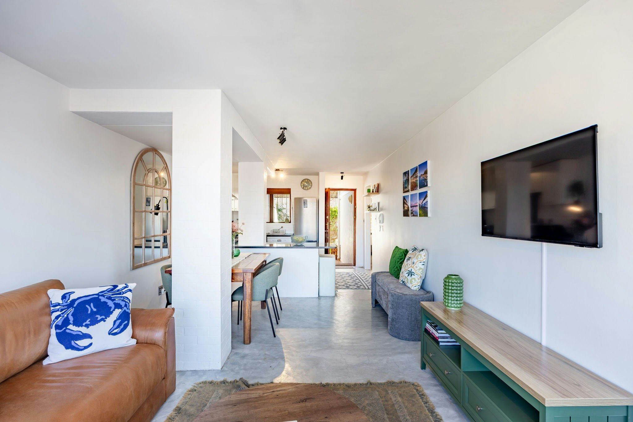 Kalk Coastal Apartment image no 20 of 40
