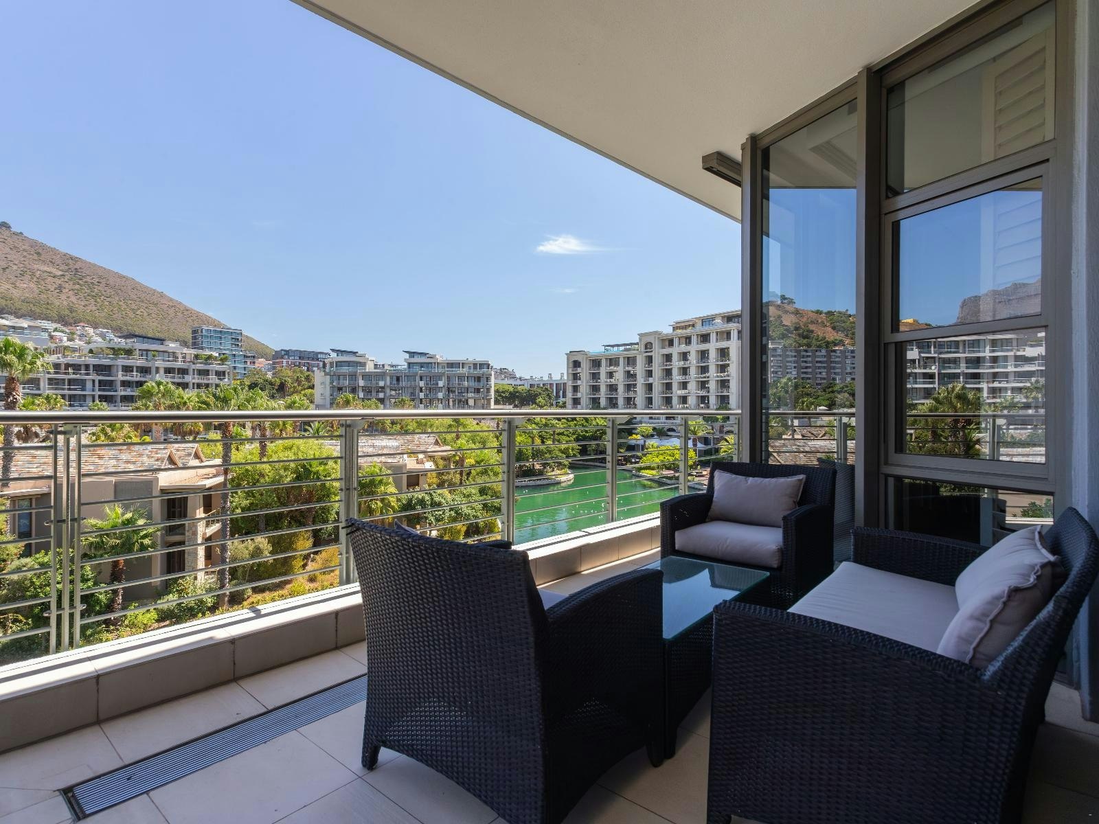 Mountain Marina - One Bedroom Premier 8 image no 2 of 21