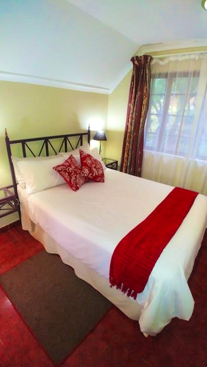 Mpumalanga Accommodation at The Kingfisher Country Cottages & Trout Lodge | Viya