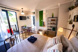 City Bowl Accommodation at Green Point's EYRIE - Indulge in an Urban Oasis | Viya