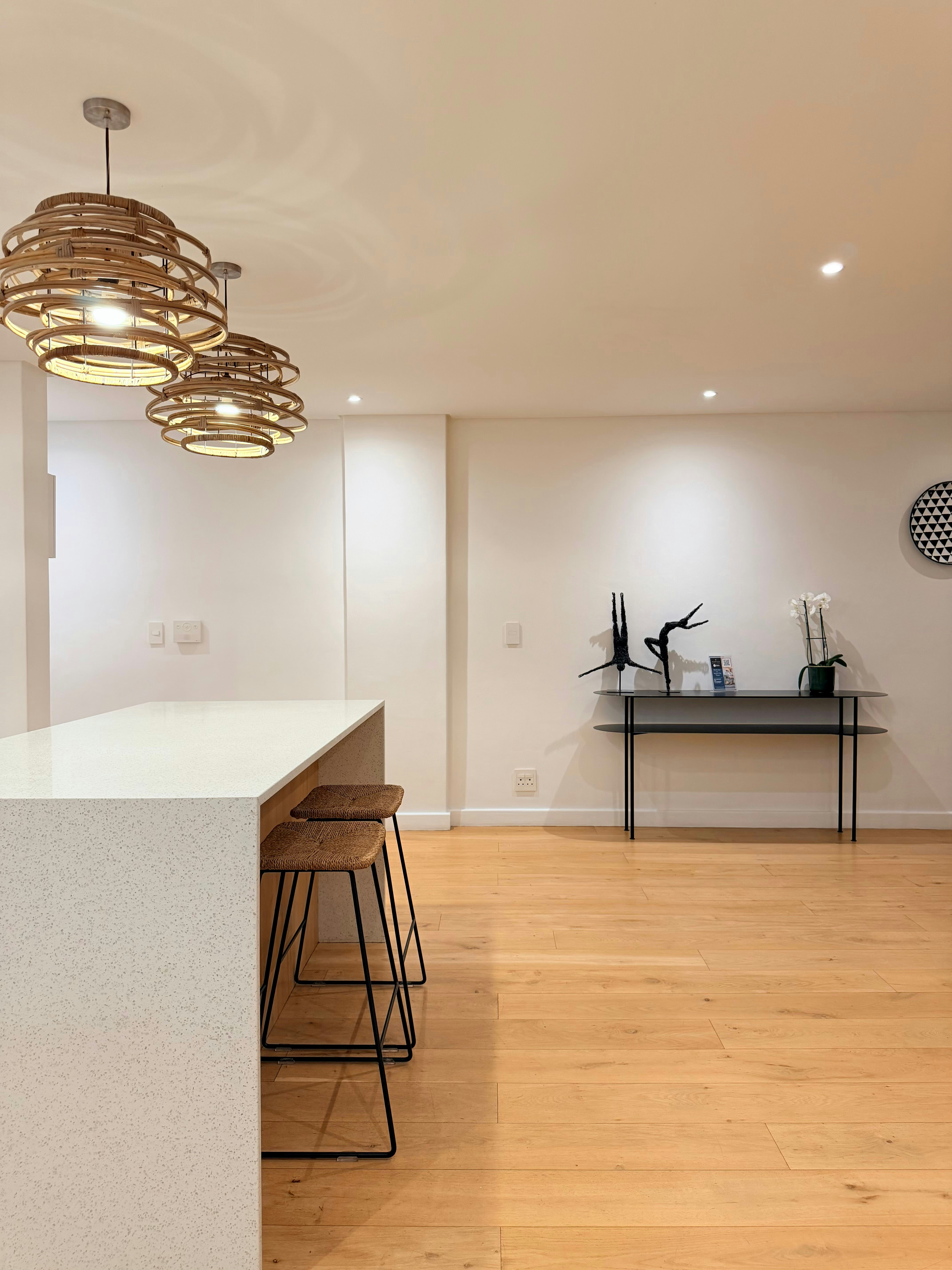 3 Bed 3 Bath Penthouse ICP606 image no 50 of 86