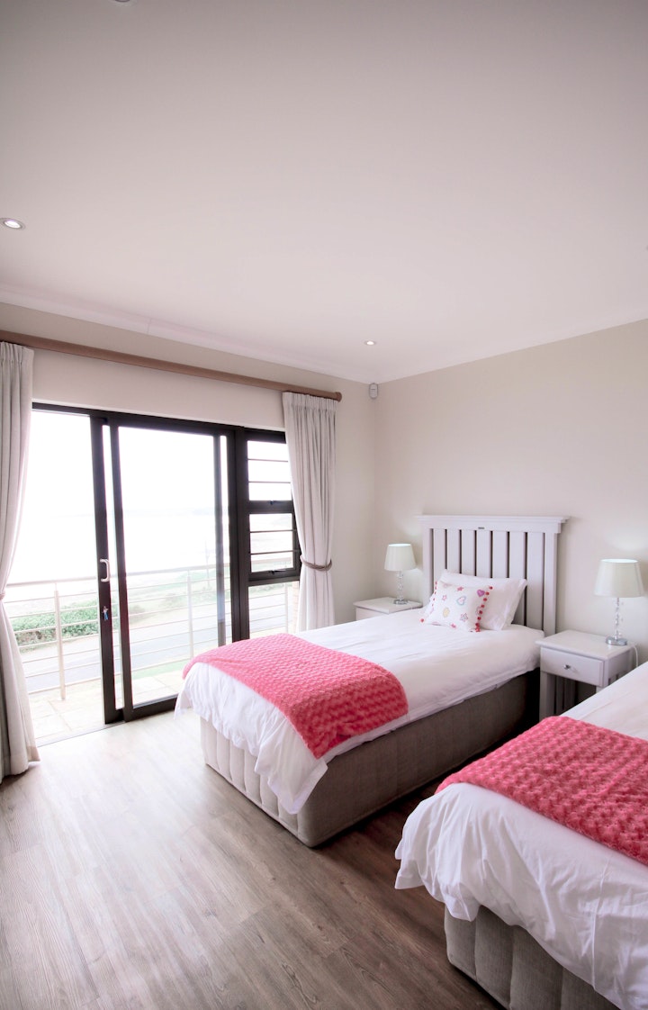 Eastern Cape Accommodation at Deja Blue Beach House | Viya