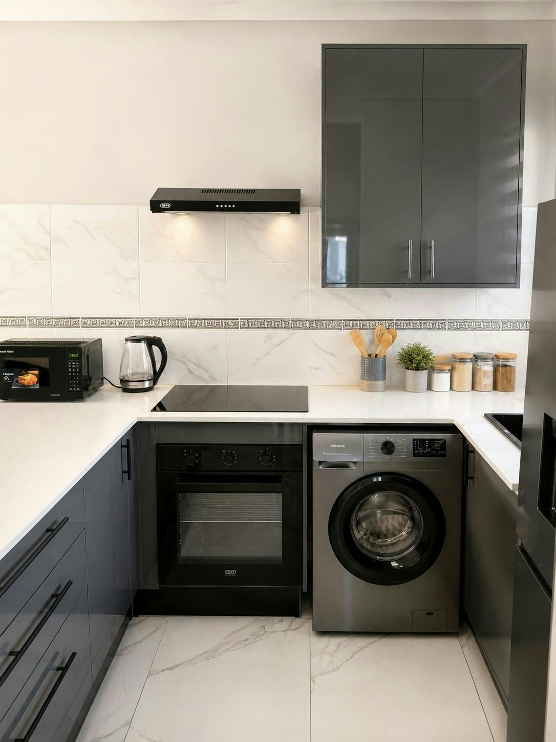 Menlyn Luxe Suite image no 3 of 15