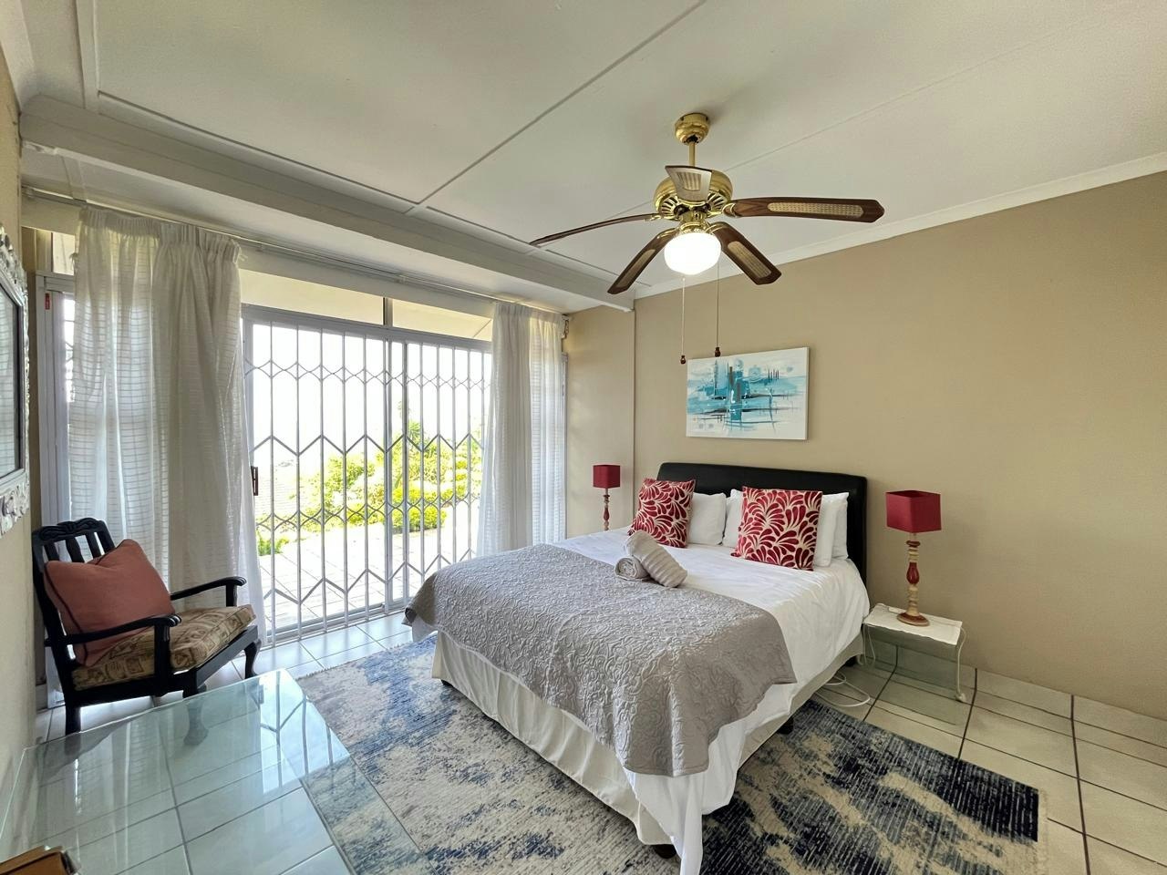 Serene Seaview Stays image no 10 of 28