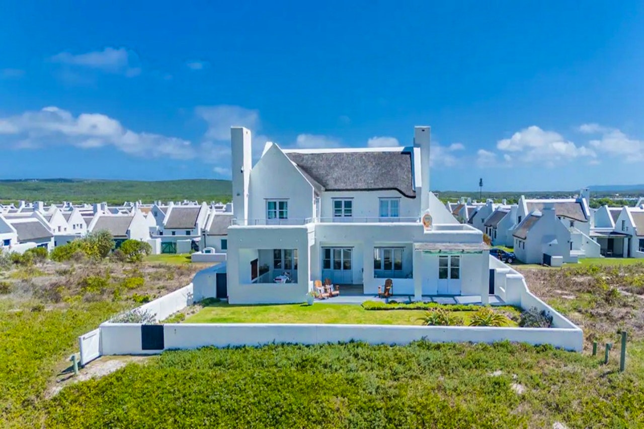 Struisbaai Accommodation at  | Viya