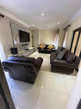 Pretoria Accommodation at De Gabe Luxury Villa | Viya