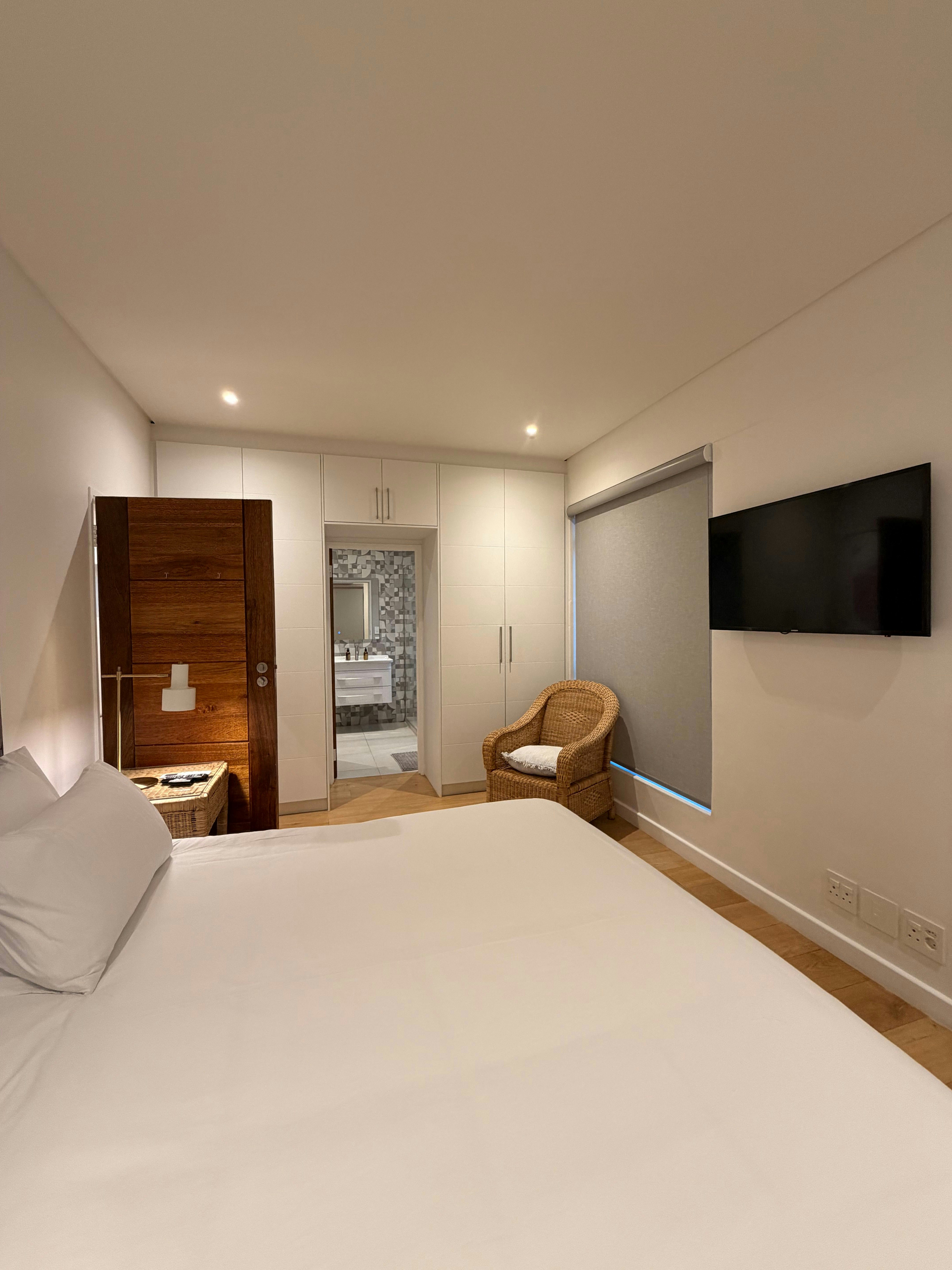 3 Bed 3 Bath Penthouse ICP606 image no 78 of 86