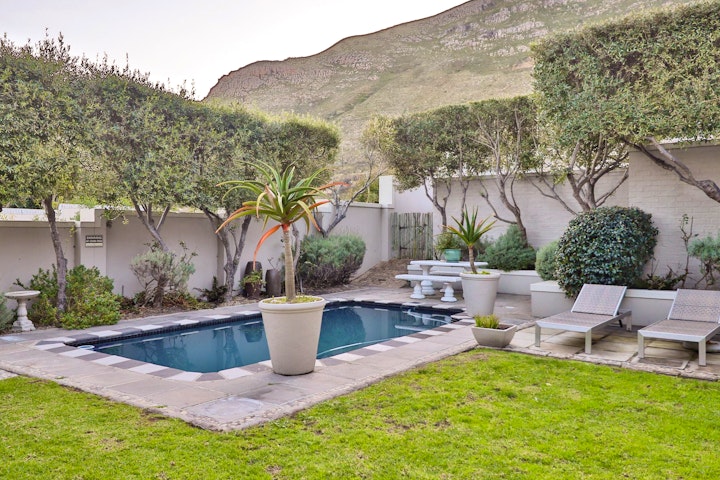 Western Cape Accommodation at Hermanus Lodge on the Green | Viya