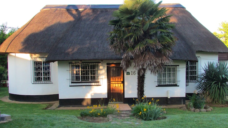  at Absolute Leisure Cottages | TravelGround