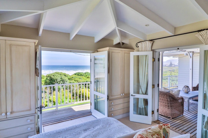 Hermanus Accommodation at Sea of Dreams on Langbaai Beach | Viya