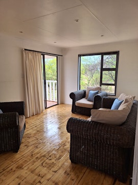 Dinokeng Game Reserve Accommodation at Delmarei Privaat Boskamp- Kameeldoring | Viya