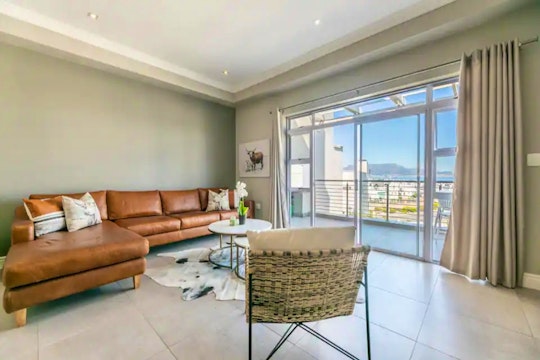 Bloubergstrand Accommodation at  | Viya