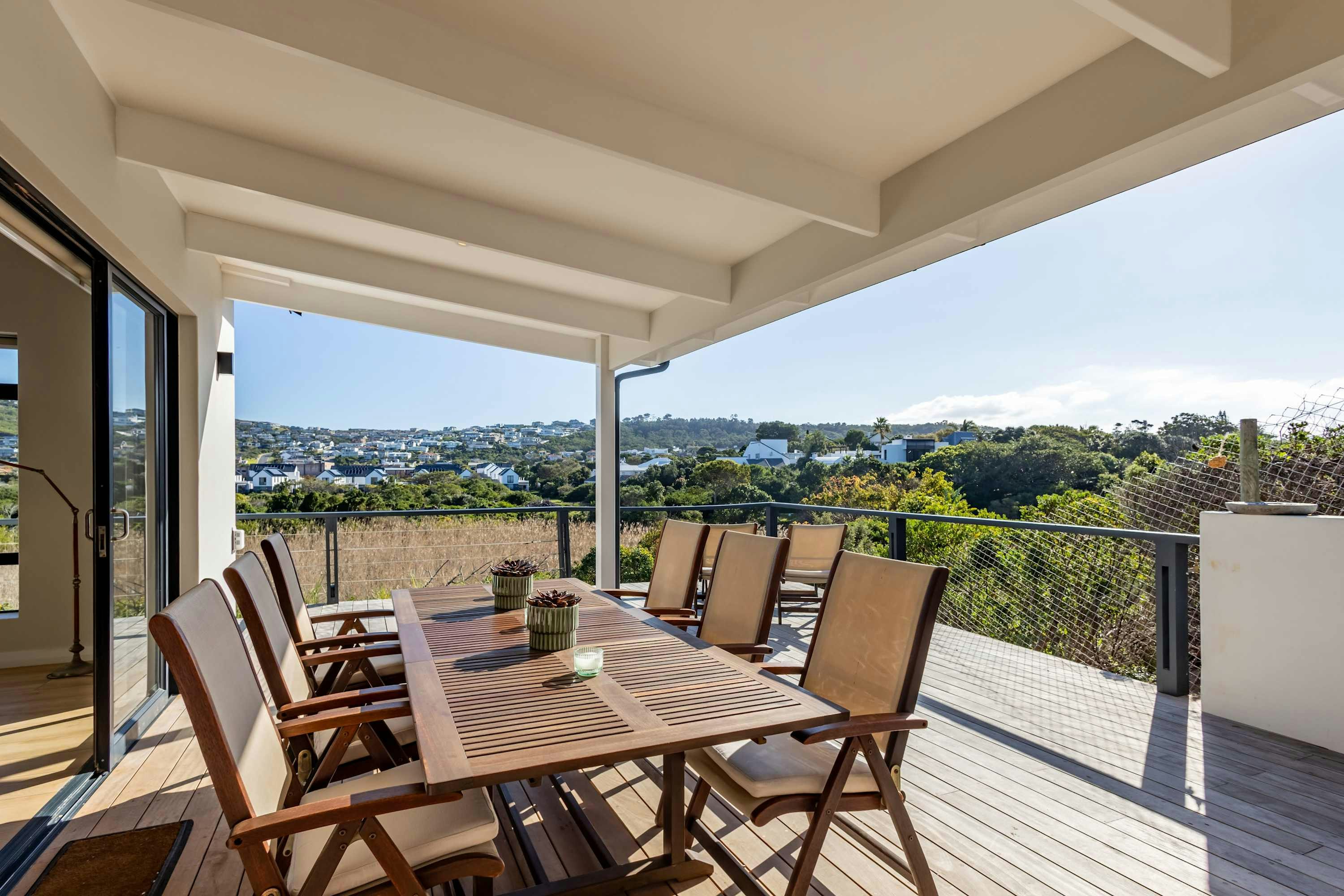 Fynbos-on-Sea image no 2 of 86
