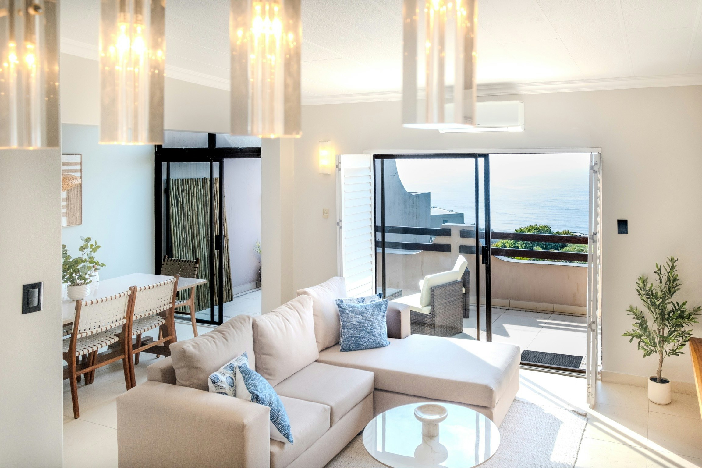 Umdloti Ocean Paradise | 2-bedroom with Sea Views image no 14 of 20
