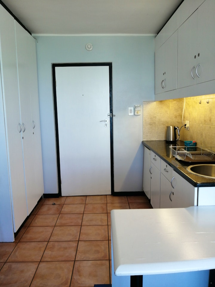 Cape Town Accommodation at Kusweg - Strand - Somerset Wes | Viya