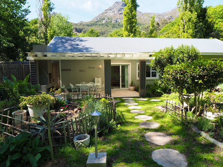 Cape Town Accommodation at Waterland Lodge | Viya