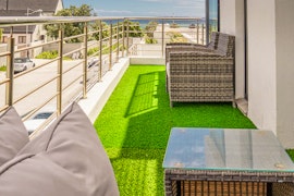 Milnerton Rural Accommodation at Kitesurfers Dream on the Beach | Viya