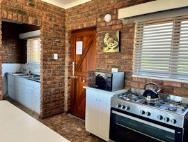 Garden Route Accommodation at Magdamol Vakansie Huis | Viya