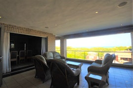 Jeffreys Bay Accommodation at Whistling Whale | Viya