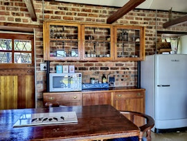 Dinokeng Game Reserve Accommodation at YS Klip Hys | Viya