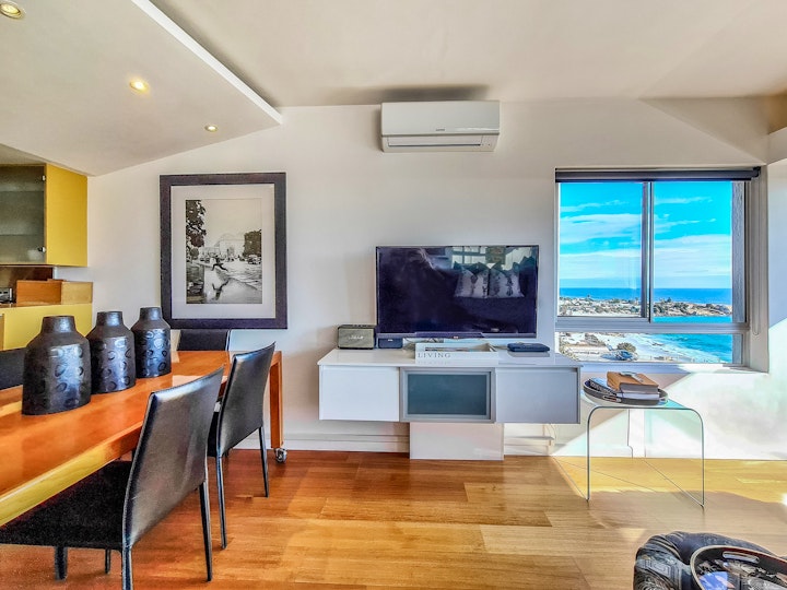 Cape Town Accommodation at Clifton Beachfront Executive Apartment | Viya
