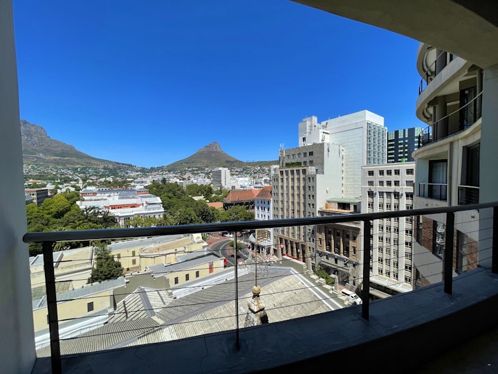 Cape Town Accommodation at Piazza on Church 1004 | Viya