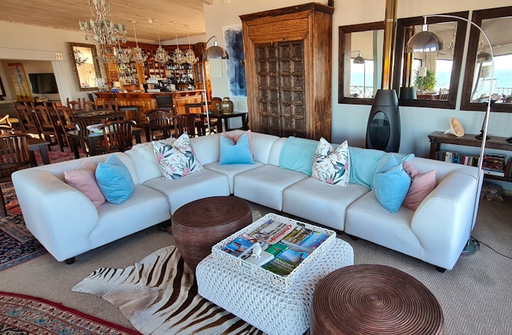 Jeffreys Bay Accommodation at On the Beach Guest House and Suites | Viya