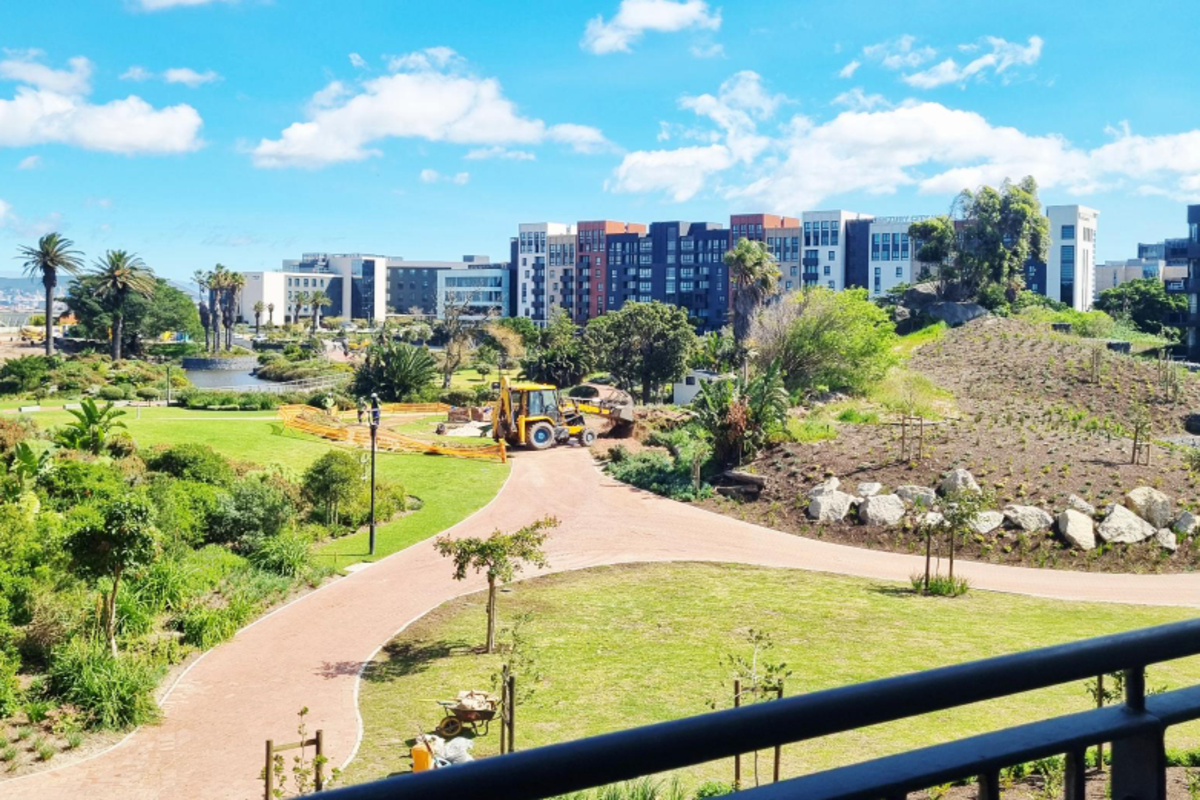 2 Bed Apartment – On Park Unit 315 image no 17 of 29