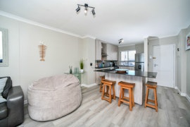 Bloubergstrand Accommodation at Sea Spray A204 | Viya