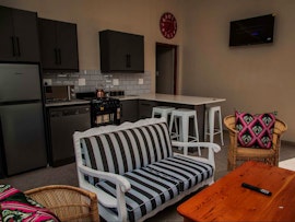 Overberg Accommodation at Immer Lacht 4-Sleeper Family Cottage | Viya