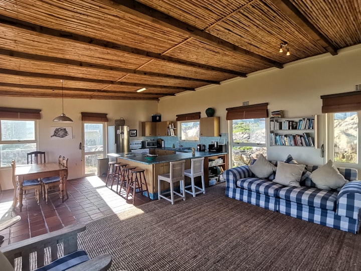 Overberg Accommodation at Leopard’s View | Viya