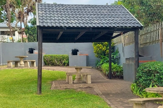 Jakaranda Holiday Flat 15