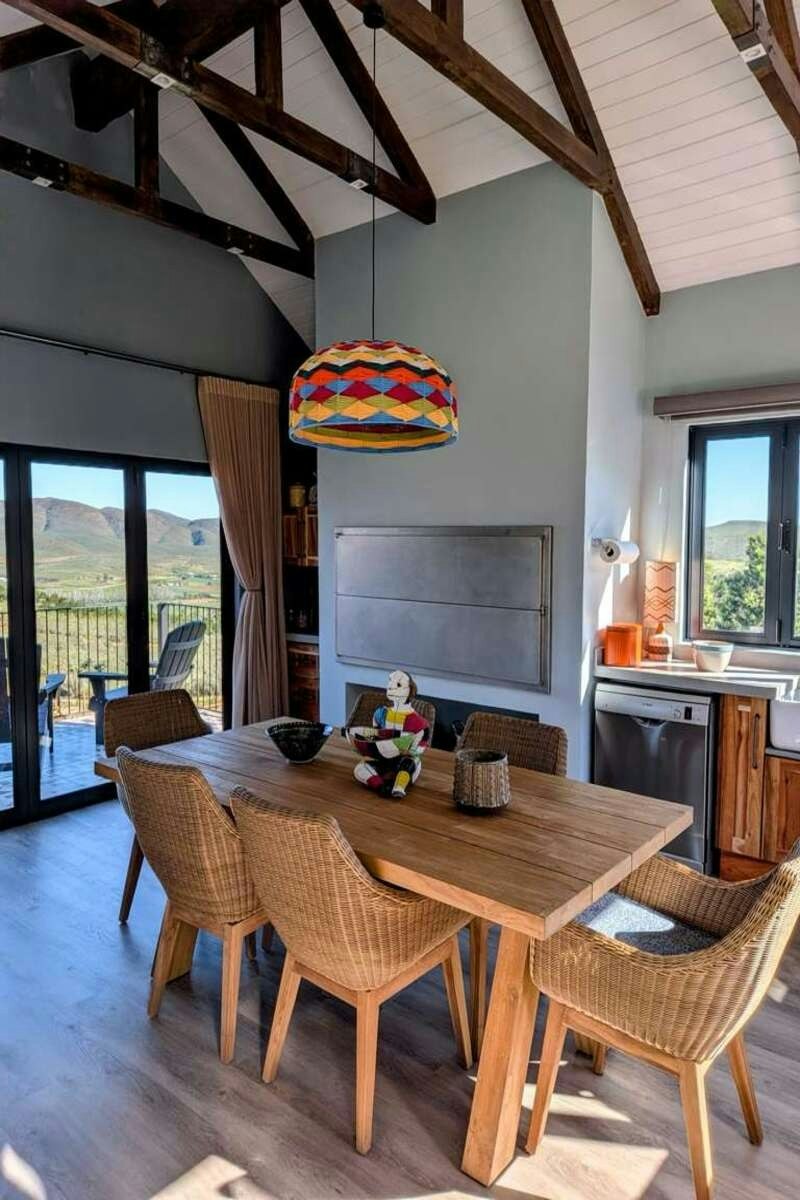 Swartberg Mountain House image no 15 of 46