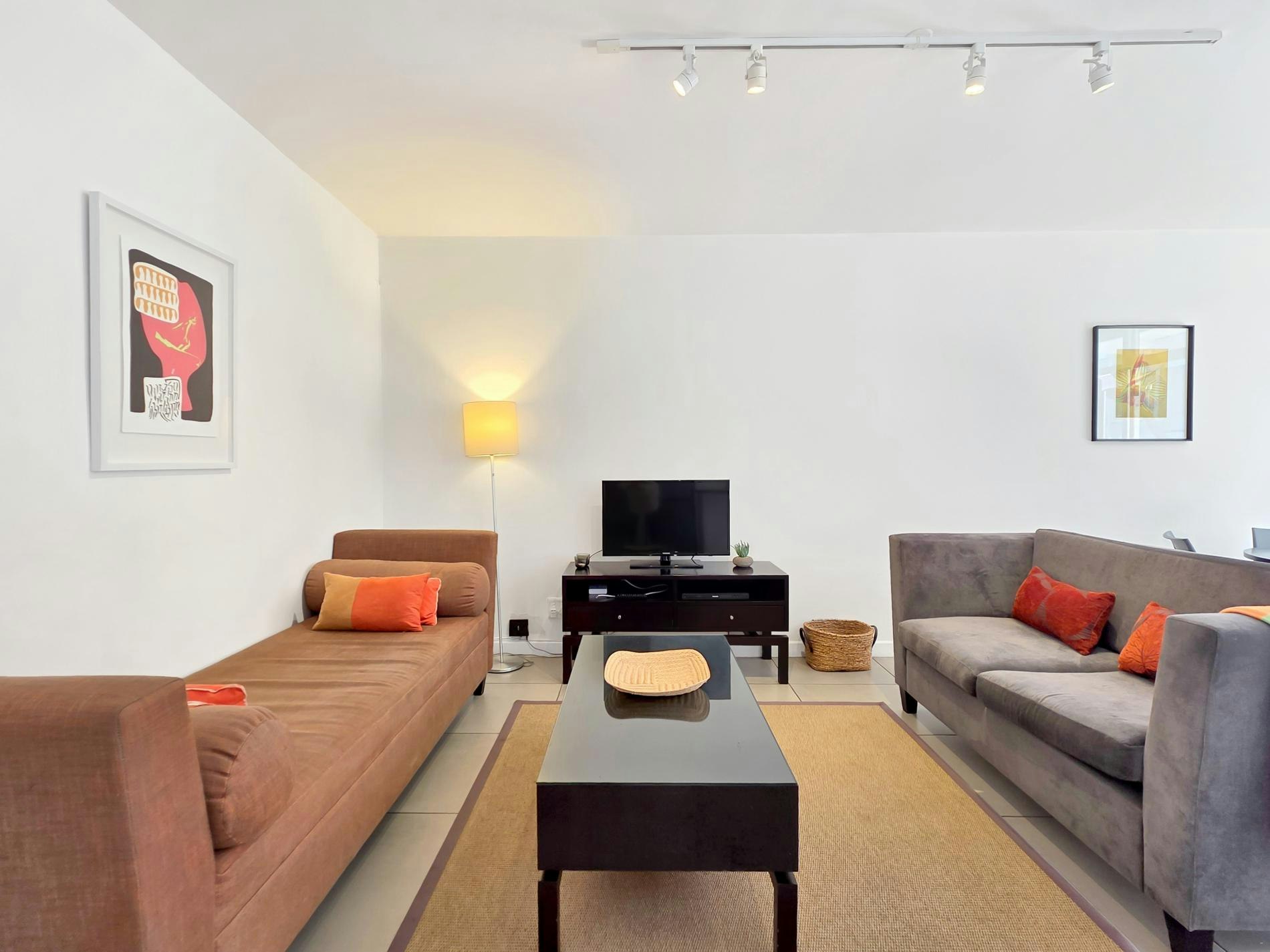 St Martini Gardens Garden Apartment image no 8 of 36