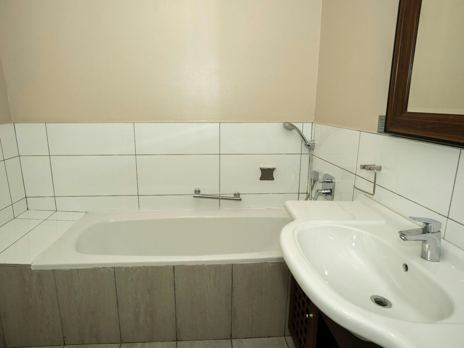 Lakeview Cabanas - Unit 8 image no 28 of 38