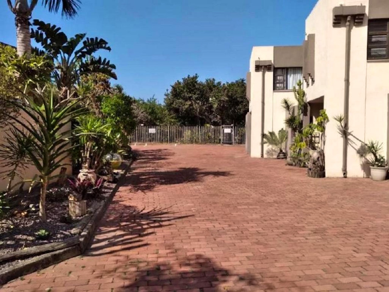 Amanzimtoti Accommodation at  | Viya