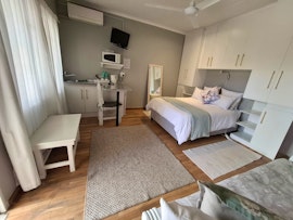 Karoo Accommodation at  | Viya